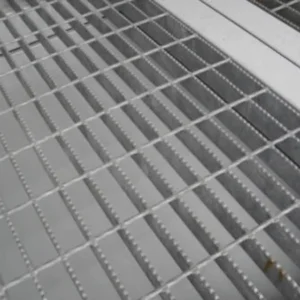 10ft x 8ft Open Mesh Floor Bunded Store