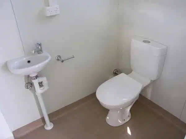 Shipping Container Homes - Image 2